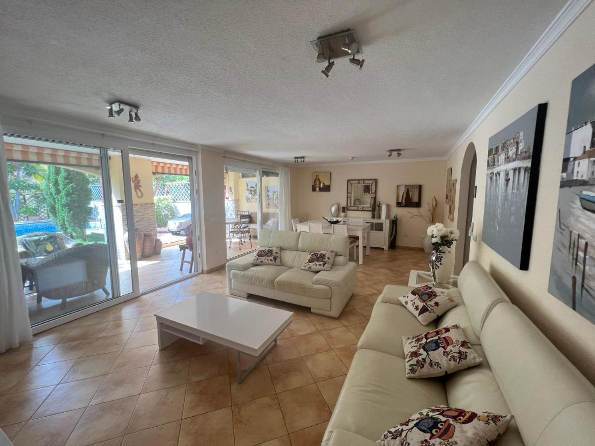 With Private Pool And Beautiful Garden Vakantiehuis *