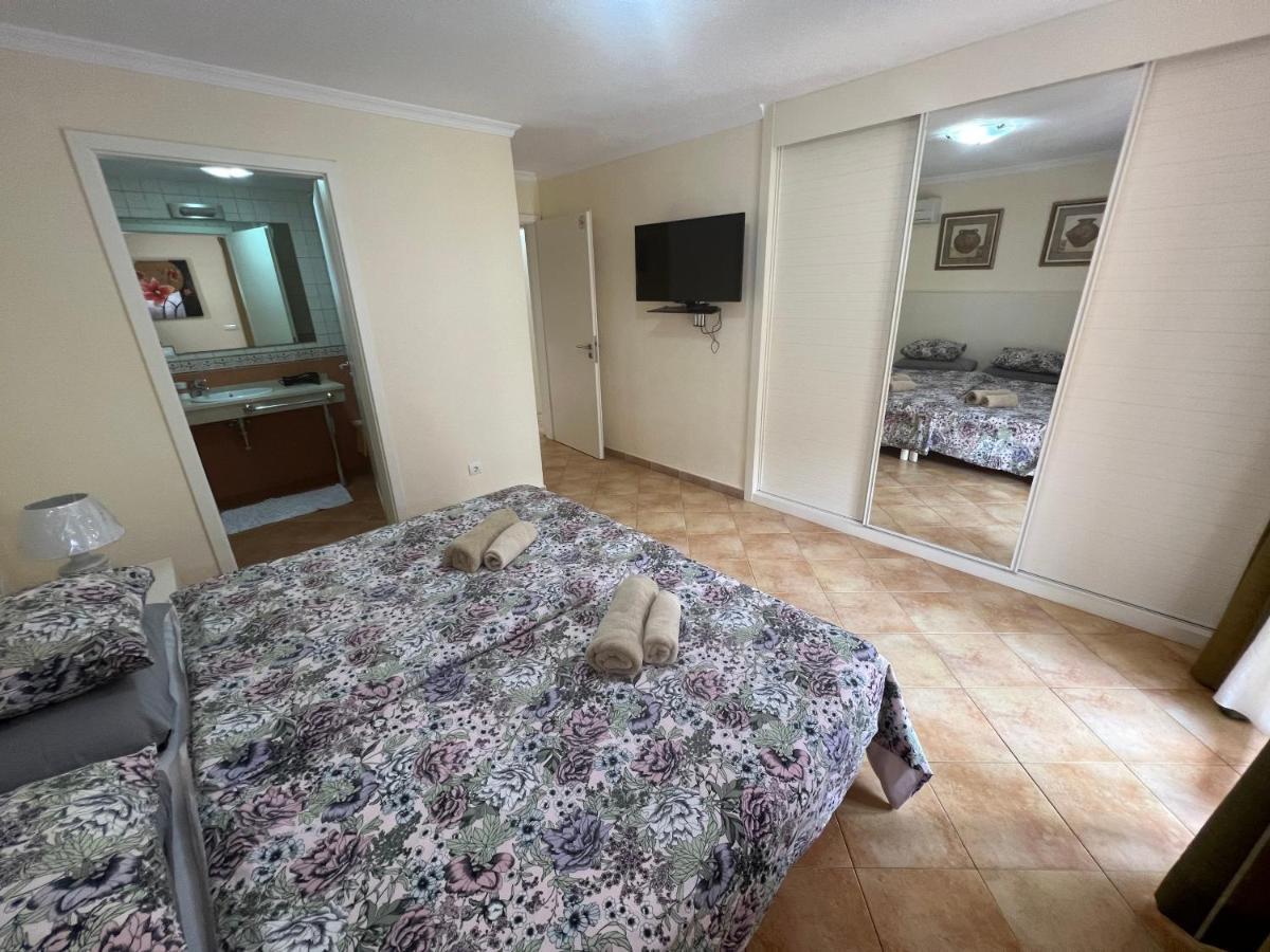 With Private Pool And Beautiful Garden Los Cristianos (Tenerife)
