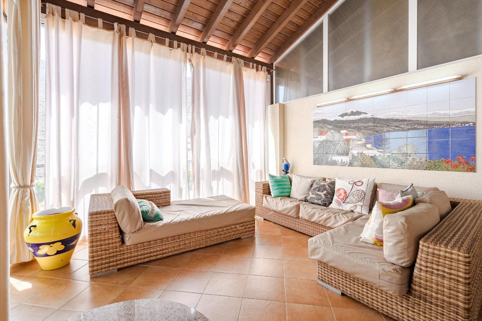Casa de vacances With Private Pool And Beautiful Garden